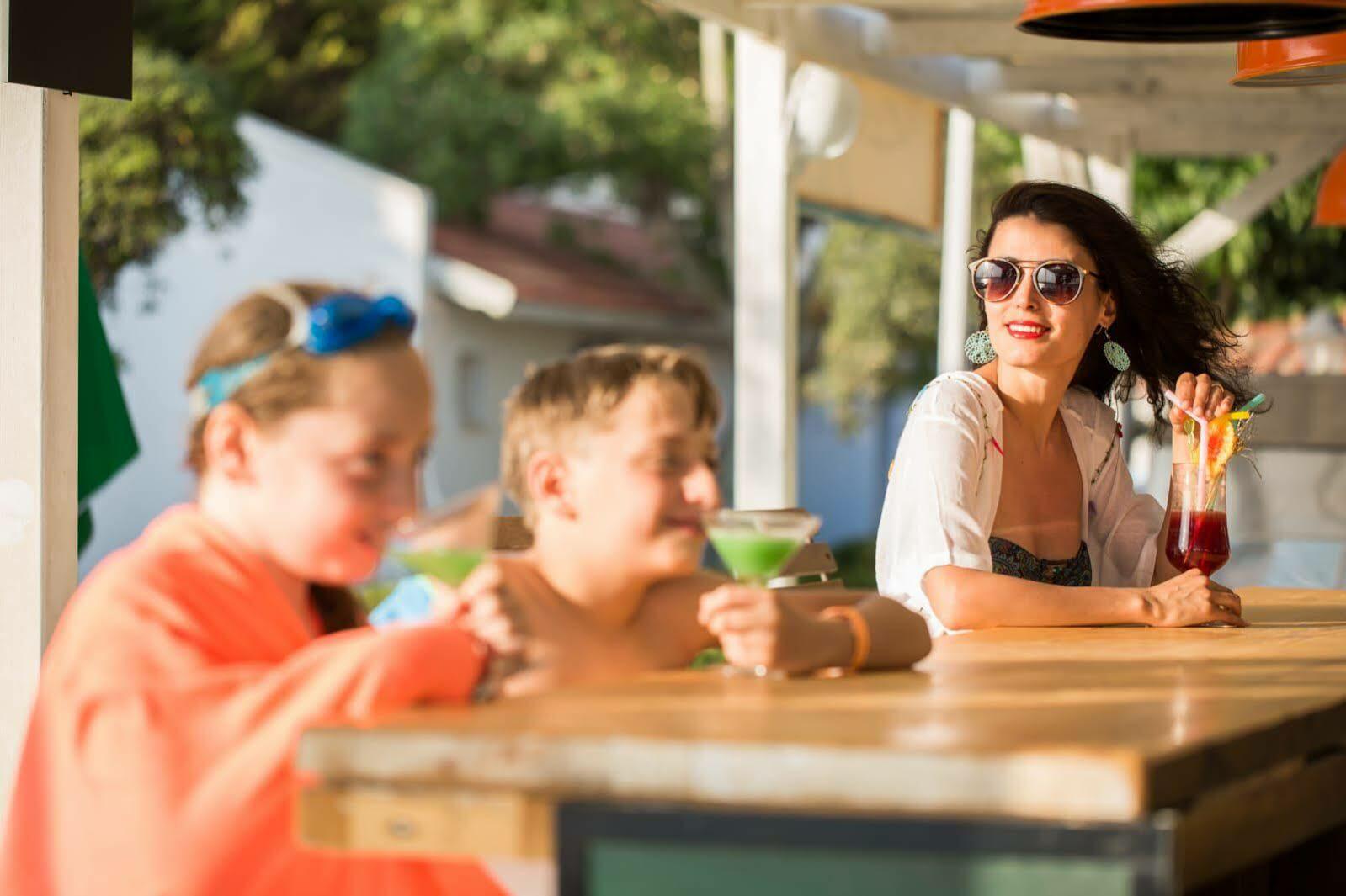Teos Ormanci Tatil Koyu Hotell Seferihisar Exteriör bild