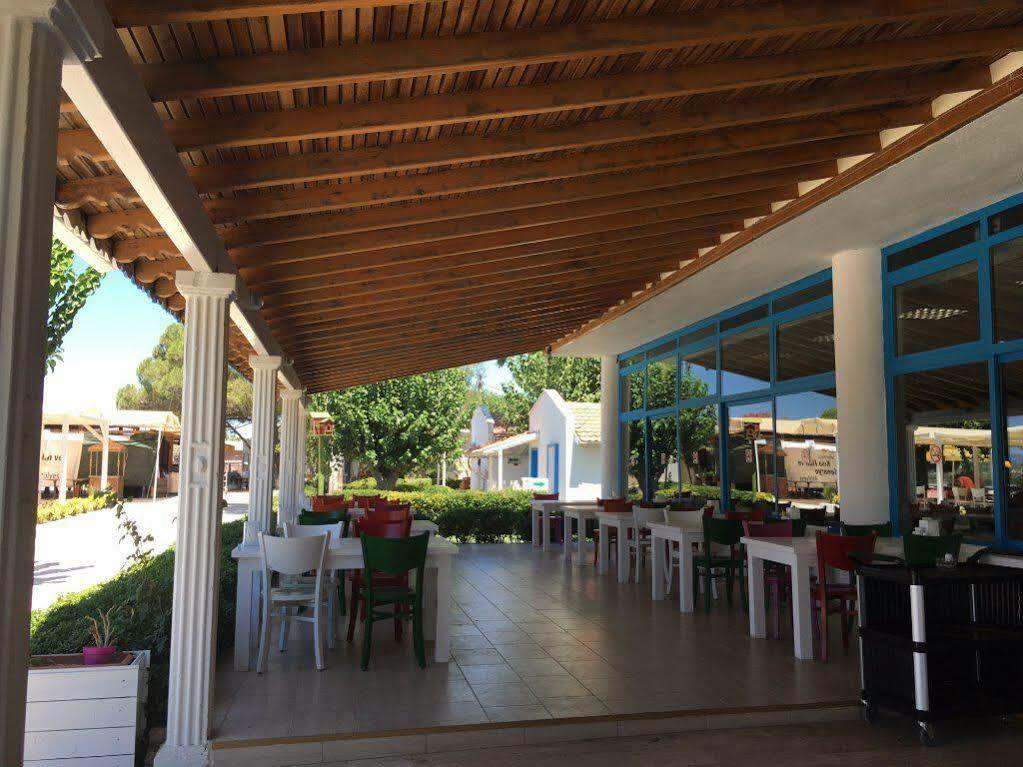 Teos Ormanci Tatil Koyu Hotell Seferihisar Exteriör bild